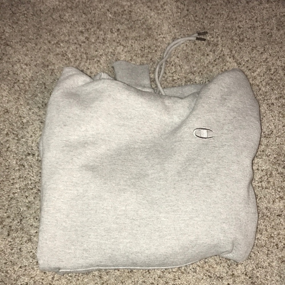 Champion men’s small hoodie